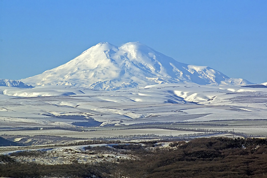 驕傲！山美股份歐洲員工勇攀歐洲第一峰-厄爾布魯士峰