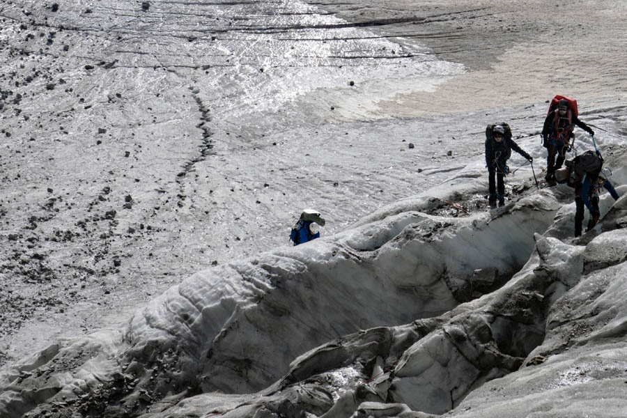 驕傲！山美股份歐洲員工勇攀歐洲第一峰-厄爾布魯士峰