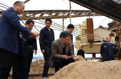 機(jī)制砂進(jìn)入“黃金時(shí)代”，機(jī)遇與挑戰(zhàn)并行，如何抓住機(jī)遇，你需要知道這四點(diǎn)！