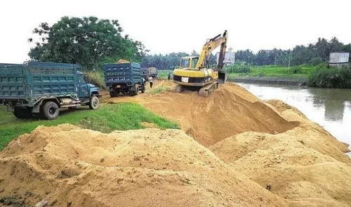 20億噸砂蘊(yùn)藏量，為何還“有錢無貨、一砂難求”？?