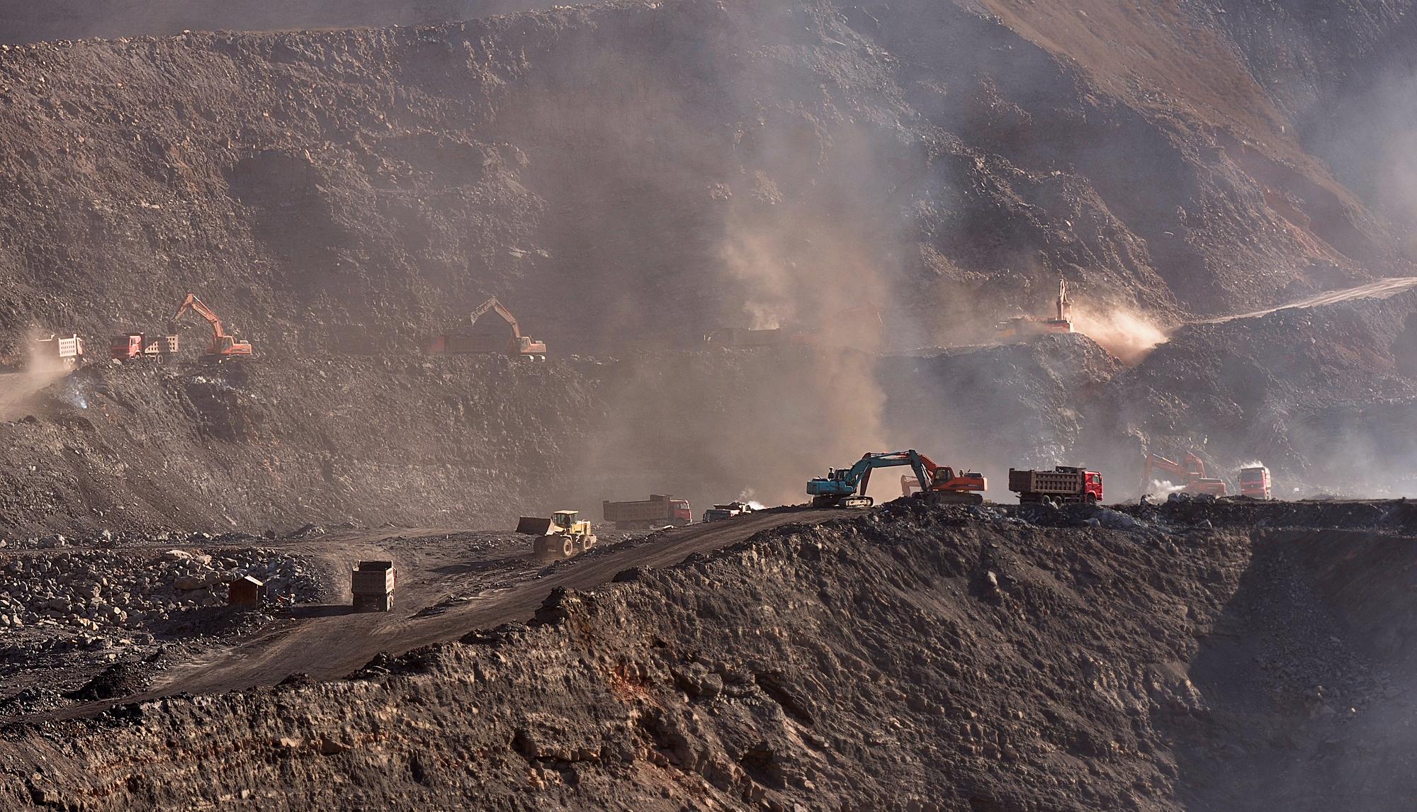 中國(guó)國(guó)家氣候變化專家委員會(huì)副主任何建坤論述如何推動(dòng)碳達(dá)峰、碳中和問題
