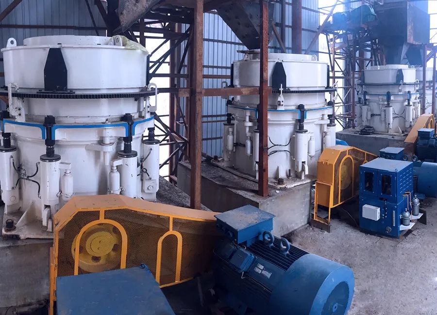 SMS系列多缸液壓圓錐破碎機，精品骨料生產(chǎn)線的理想選擇