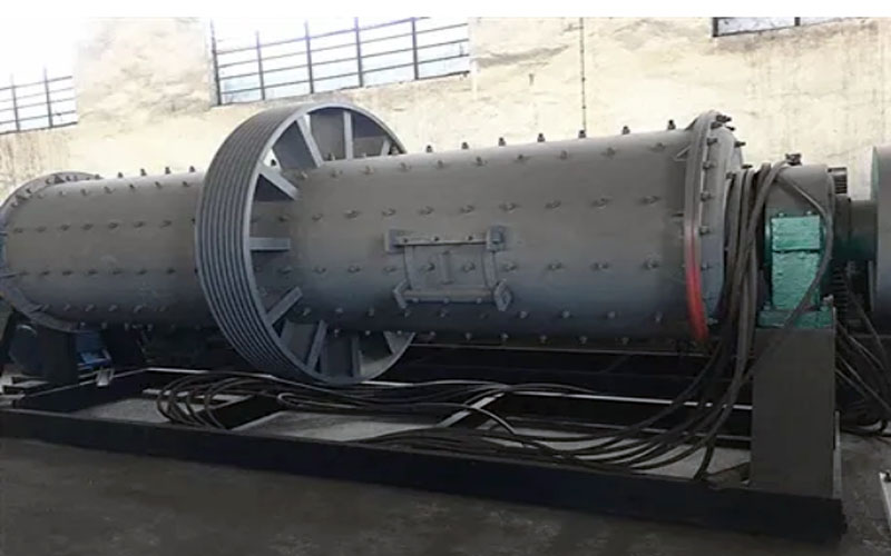 小型球磨機(jī)一臺(tái)的價(jià)格？