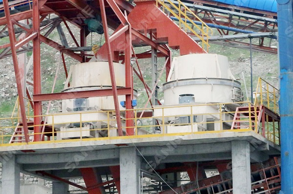 影響制砂機產(chǎn)量的因素有哪些呢？