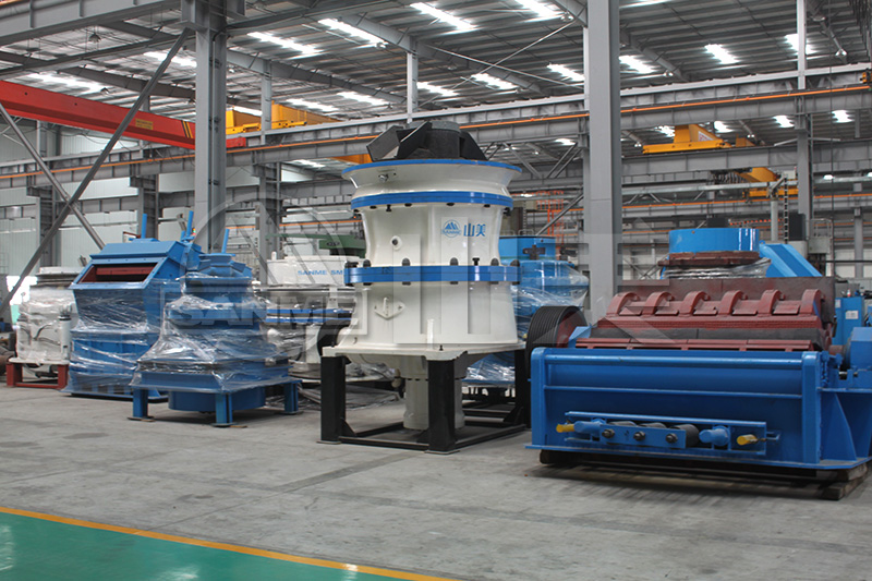 圓錐破軋臼壁和破碎壁的使用壽命與哪些因素有關(guān)？