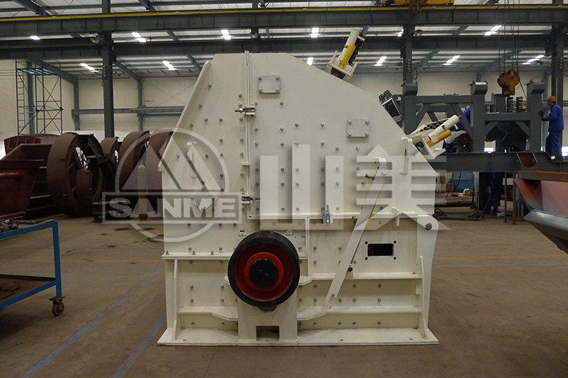 反擊式破碎機(jī)的保養(yǎng)需要注意哪些事項(xiàng)？