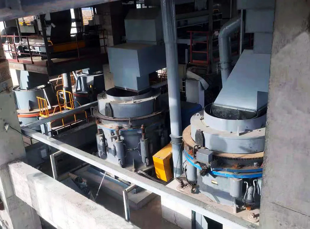 山美E-SMS歐星系列液壓圓錐破碎機(jī)施工現(xiàn)場(chǎng)（二）